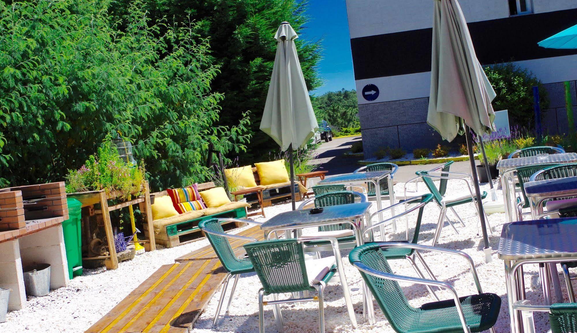 Hotel Apartamentos Rock Star Taboadela Ngoại thất bức ảnh